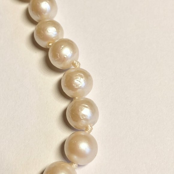 Vintage Ivory White Pearl Necklace 18" 6mm Hand Knotted Princess Length Taiwan - Picture 6 of 10